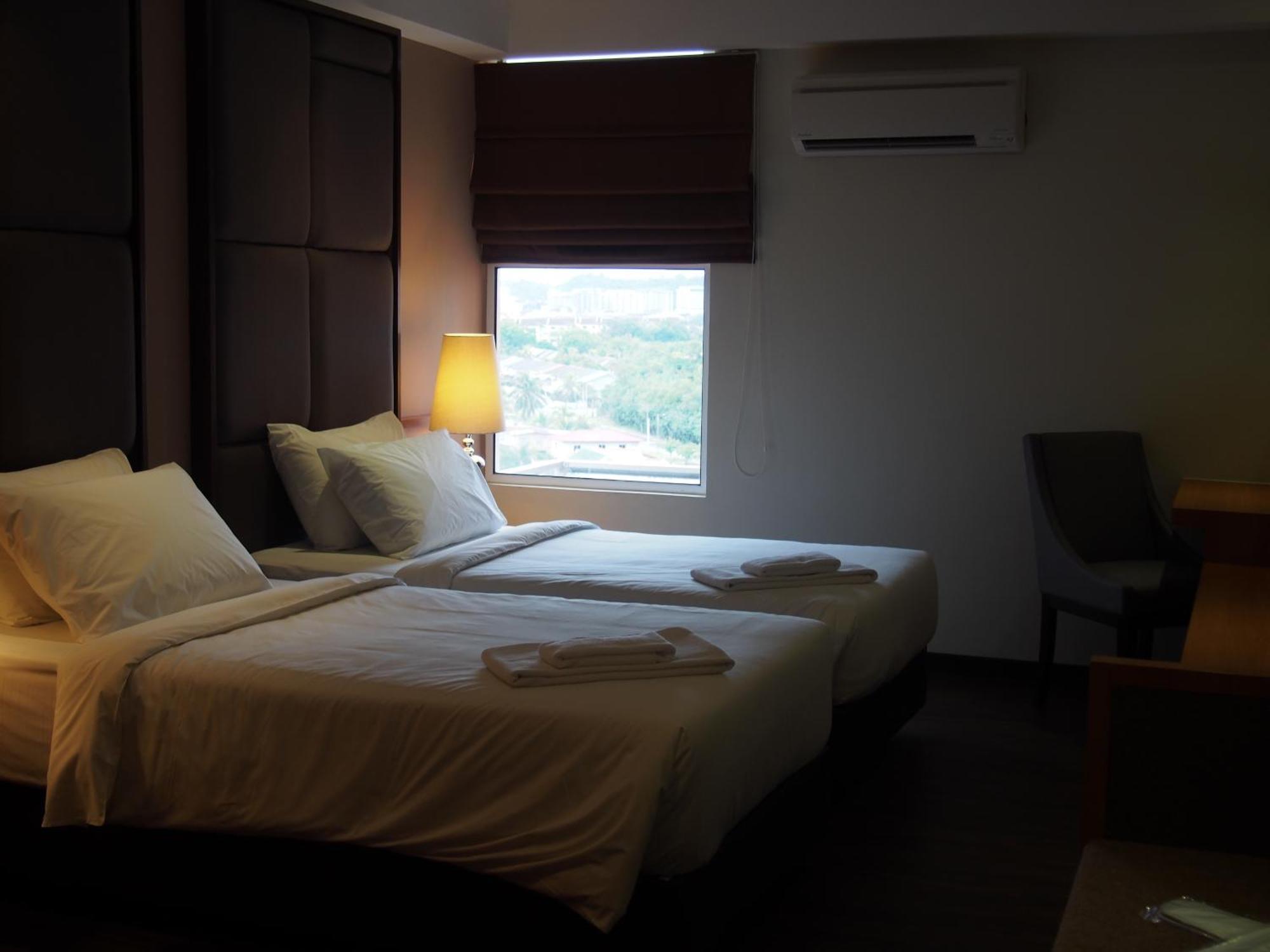 C'Haya Hotel Kota Kinabalu Camera foto