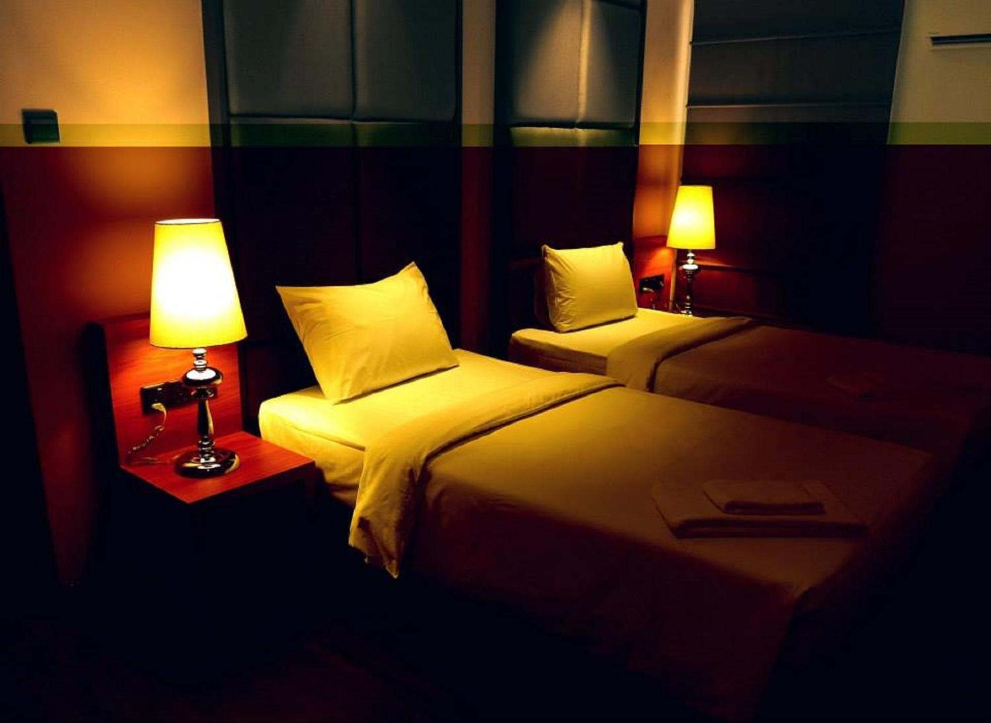 C'Haya Hotel Kota Kinabalu Camera foto