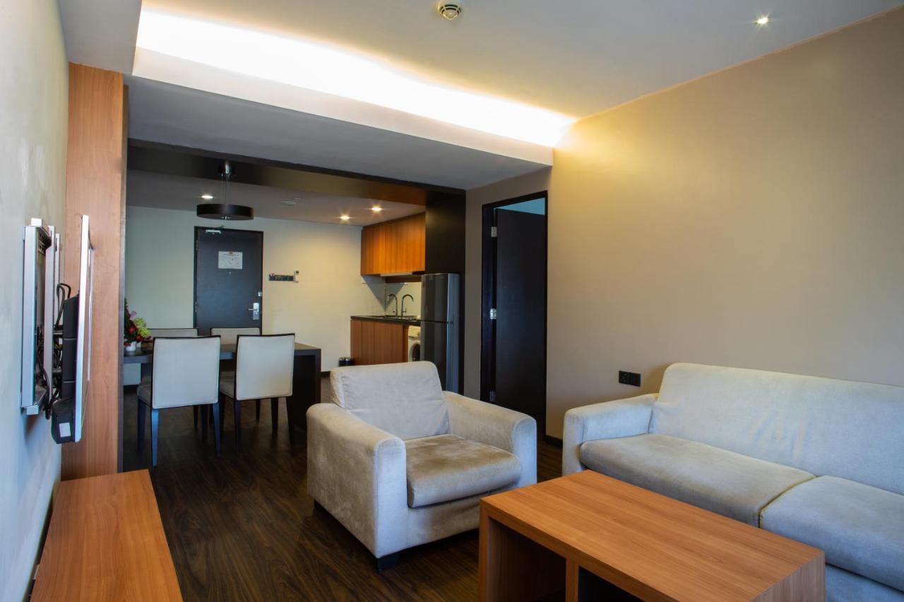 C'Haya Hotel Kota Kinabalu Esterno foto